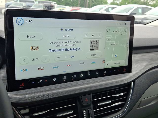 Certified 2023 Ford Escape Platinum w/ Premium Technology Package AWD/4WD image 19