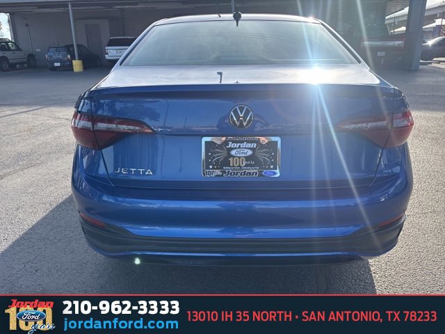 Used 2024 Volkswagen Jetta S image 3
