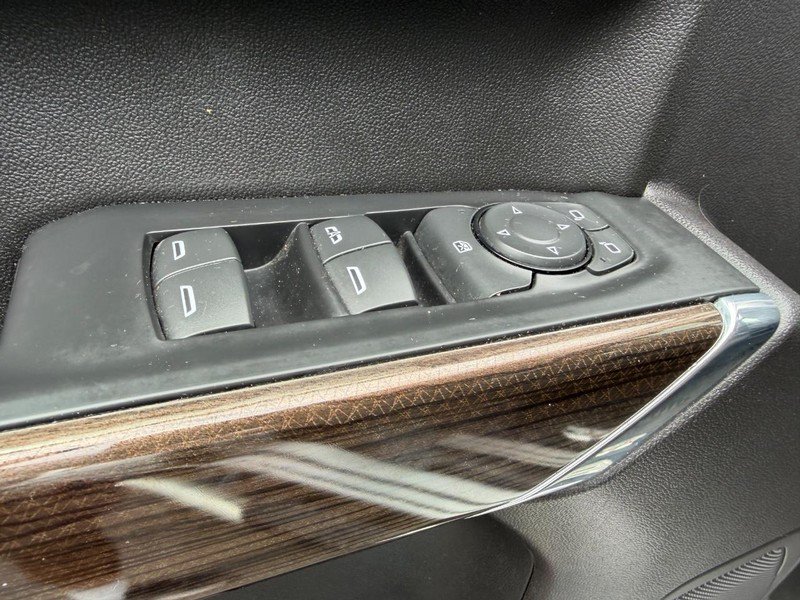 Used 2021 Chevrolet Silverado 1500 RST AWD/4WD image 17