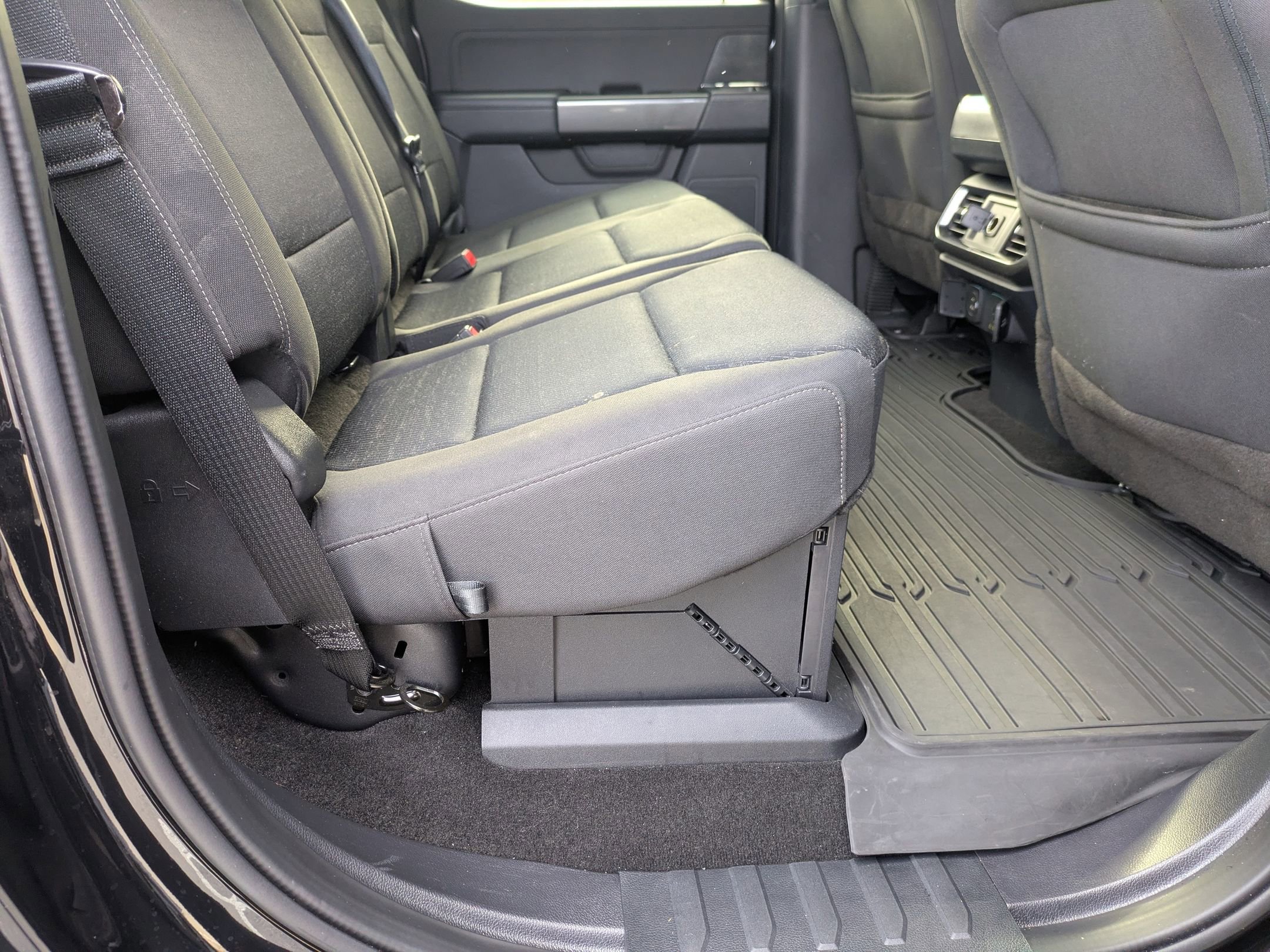 Certified 2023 Ford F150 XLT w/ Equipment Group 302A High image 34