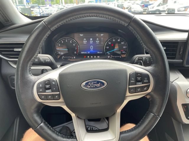 Certified 2021 Ford Explorer XLT w/ Equipment Group 202A AWD/4WD image 18