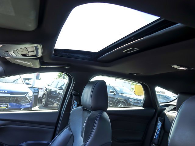 Certified 2017 Ford Focus RS AWD/4WD image 12