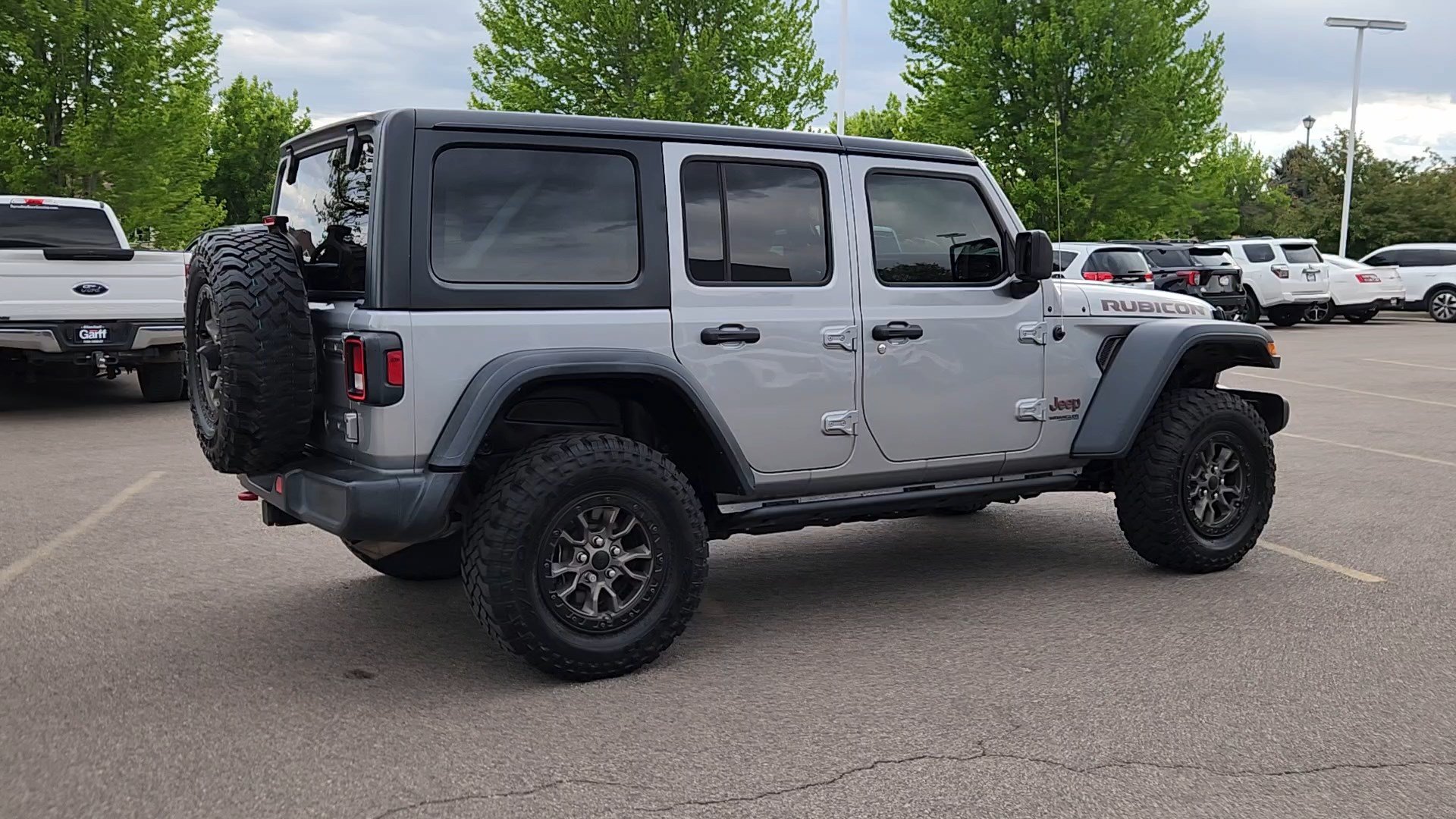 Used 2019 Jeep Wrangler Unlimited Rubicon w/ Cold Weather Group AWD/4WD image 14