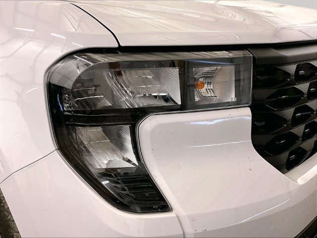Certified 2025 Ford Maverick XL FWD image 27