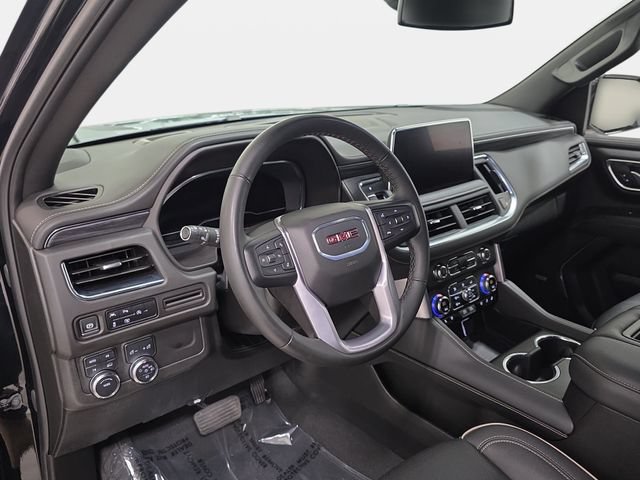 Used 2024 GMC Yukon XL SLT w/ SLT Luxury Package AWD/4WD image 16