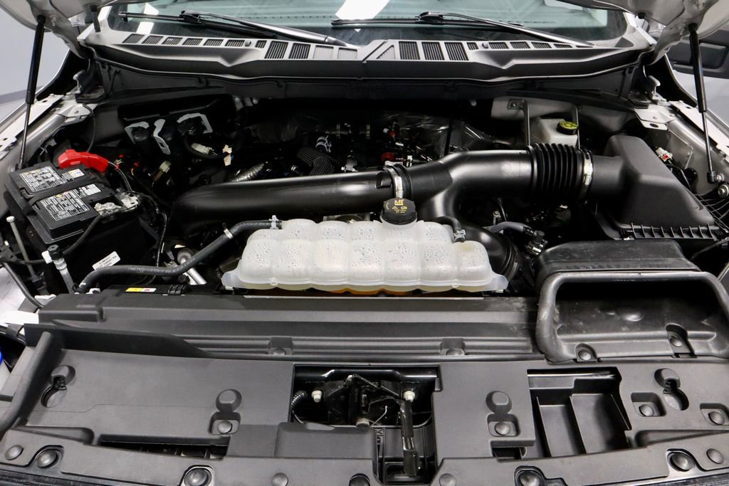 Certified 2025 Ford F150 XLT w/ Equipment Group 301A Standard image 16