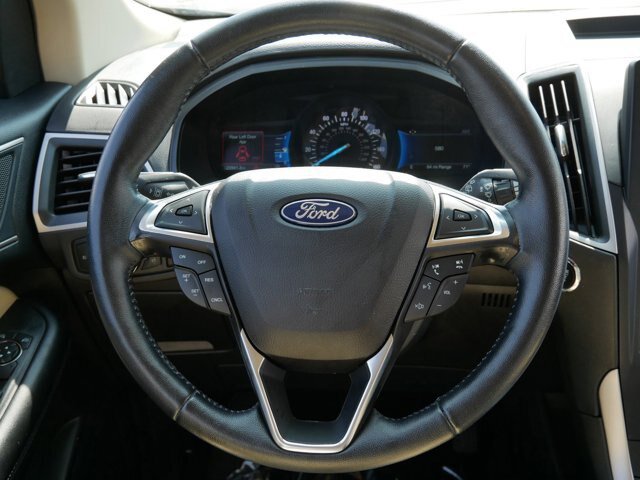 Certified 2022 Ford Edge SEL w/ Convenience Package AWD/4WD image 17