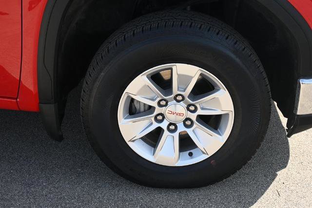 Used 2023 GMC Sierra 1500 SLE image 16