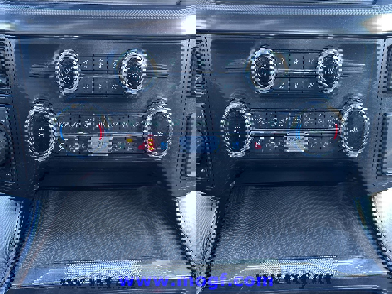 Certified 2022 Ford F150 Platinum w/ Equipment Group 701A High image 15