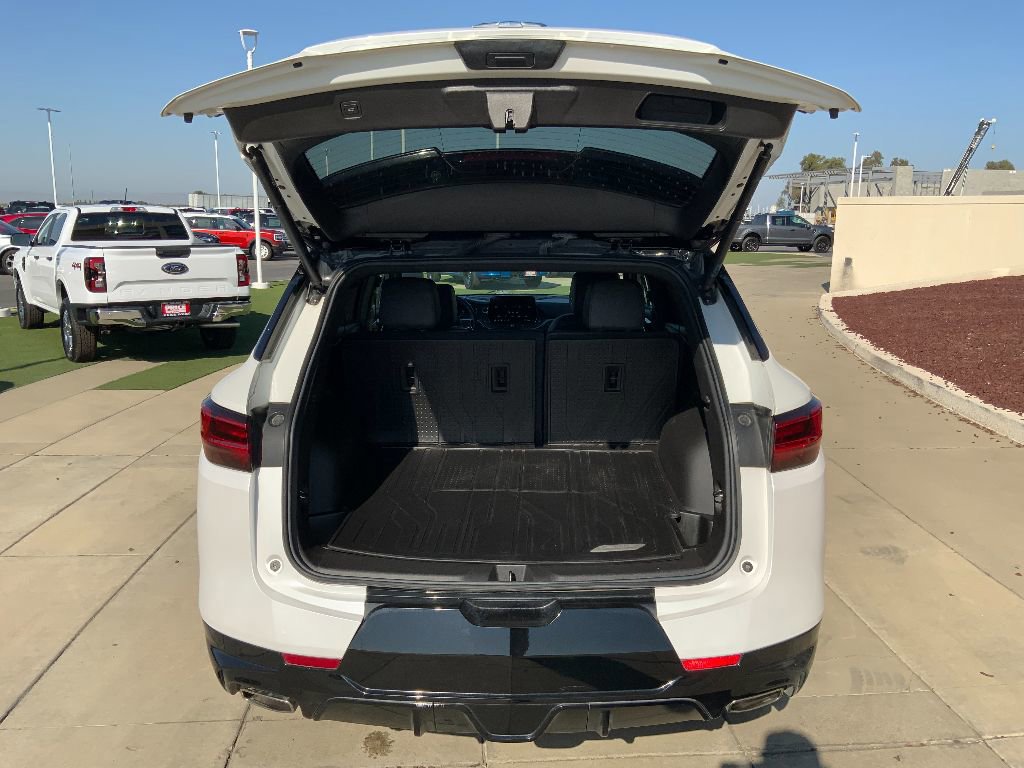 Used 2023 Chevrolet Blazer RS w/ Driver Confidence II Package image 30