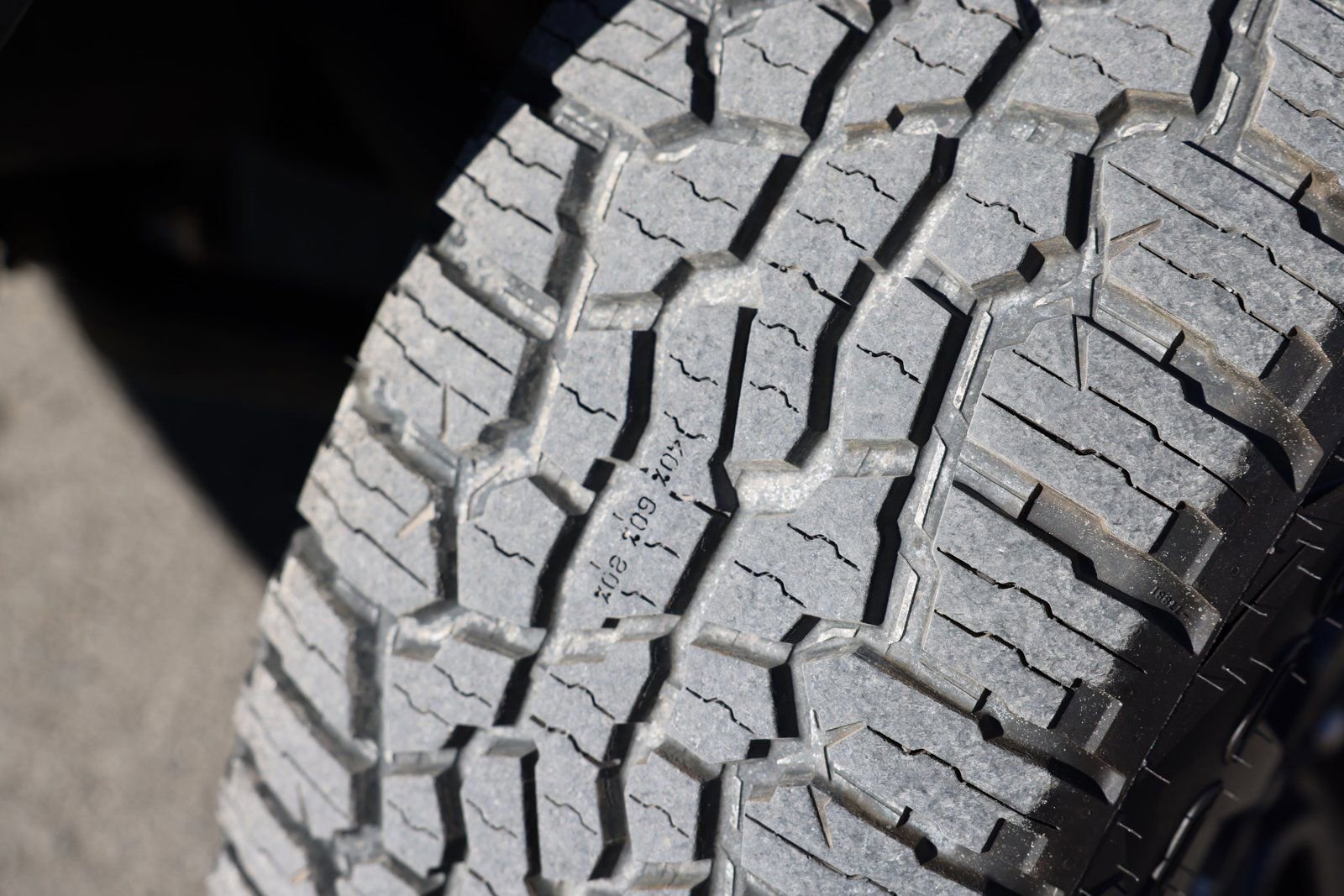 Certified 2023 Ford F150 Platinum w/ Equipment Group 701A High image 32