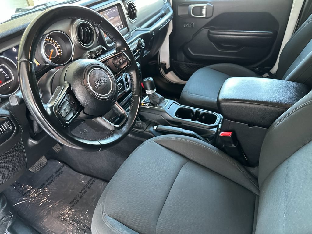 Used 2020 Jeep Wrangler Sport AWD/4WD image 9