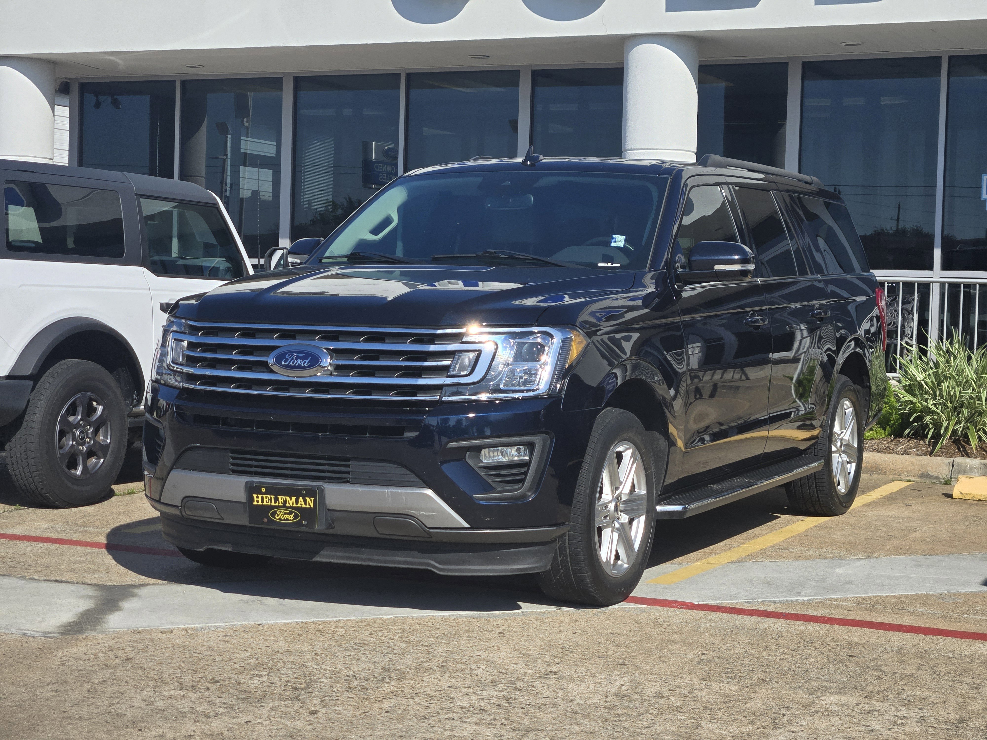 Certified 2021 Ford Expedition Max XLT RWD image 2