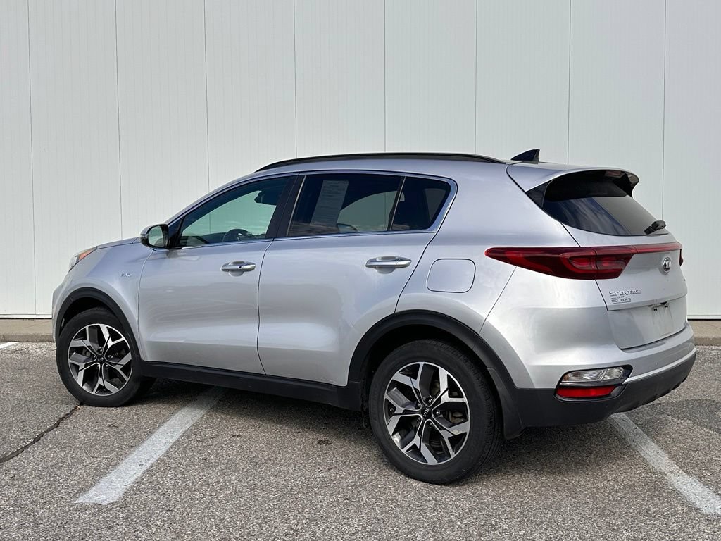Used 2020 Kia Sportage EX w/ EX Technology Package AWD/4WD image 3