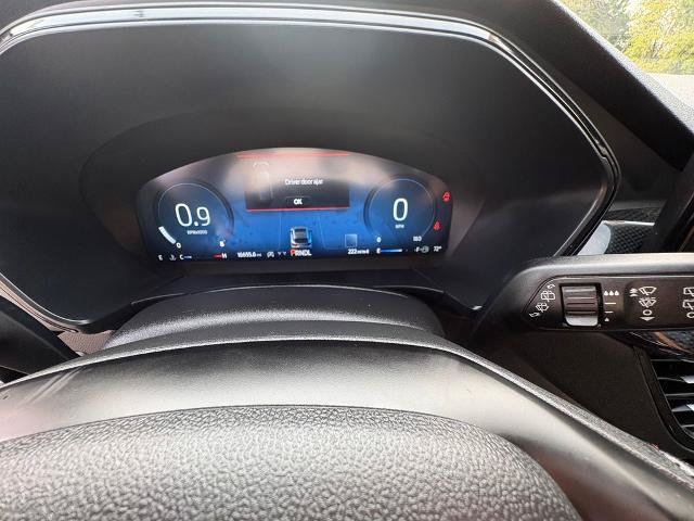 Certified 2023 Ford Escape ST-Line Elite w/ Premium Technology Package AWD/4WD image 18