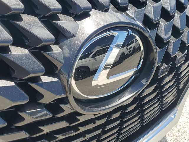 Used 2024 Lexus UX 250h FWD image 7