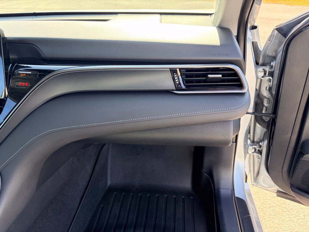 Used 2024 Toyota Camry SE FWD image 22
