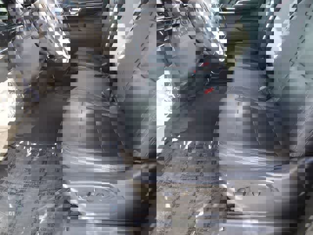 Used 2024 GMC Sierra 1500 SLT image 6