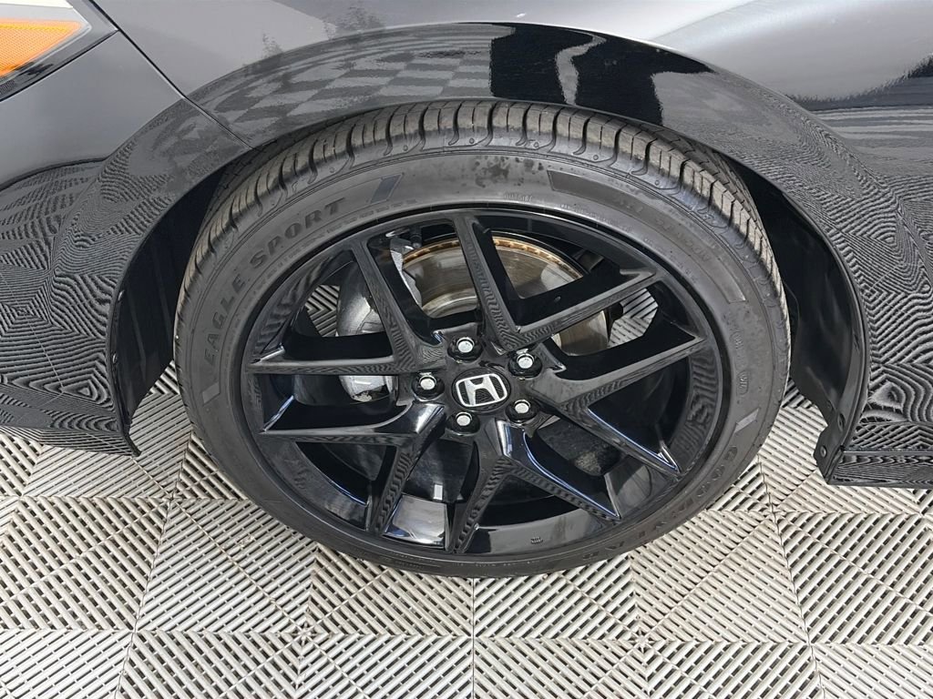 Used 2025 Honda Civic Sport image 8