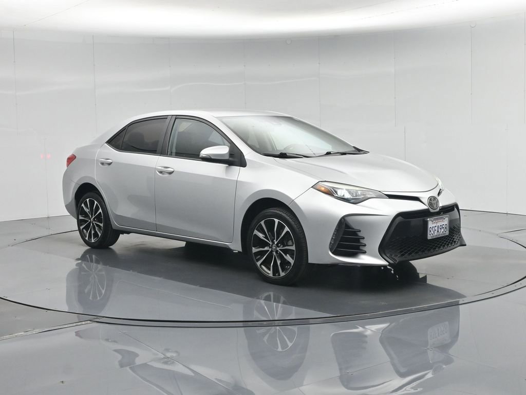 Used 2017 Toyota Corolla SE w/ Carpet Mat Package (TMS) FWD image 3