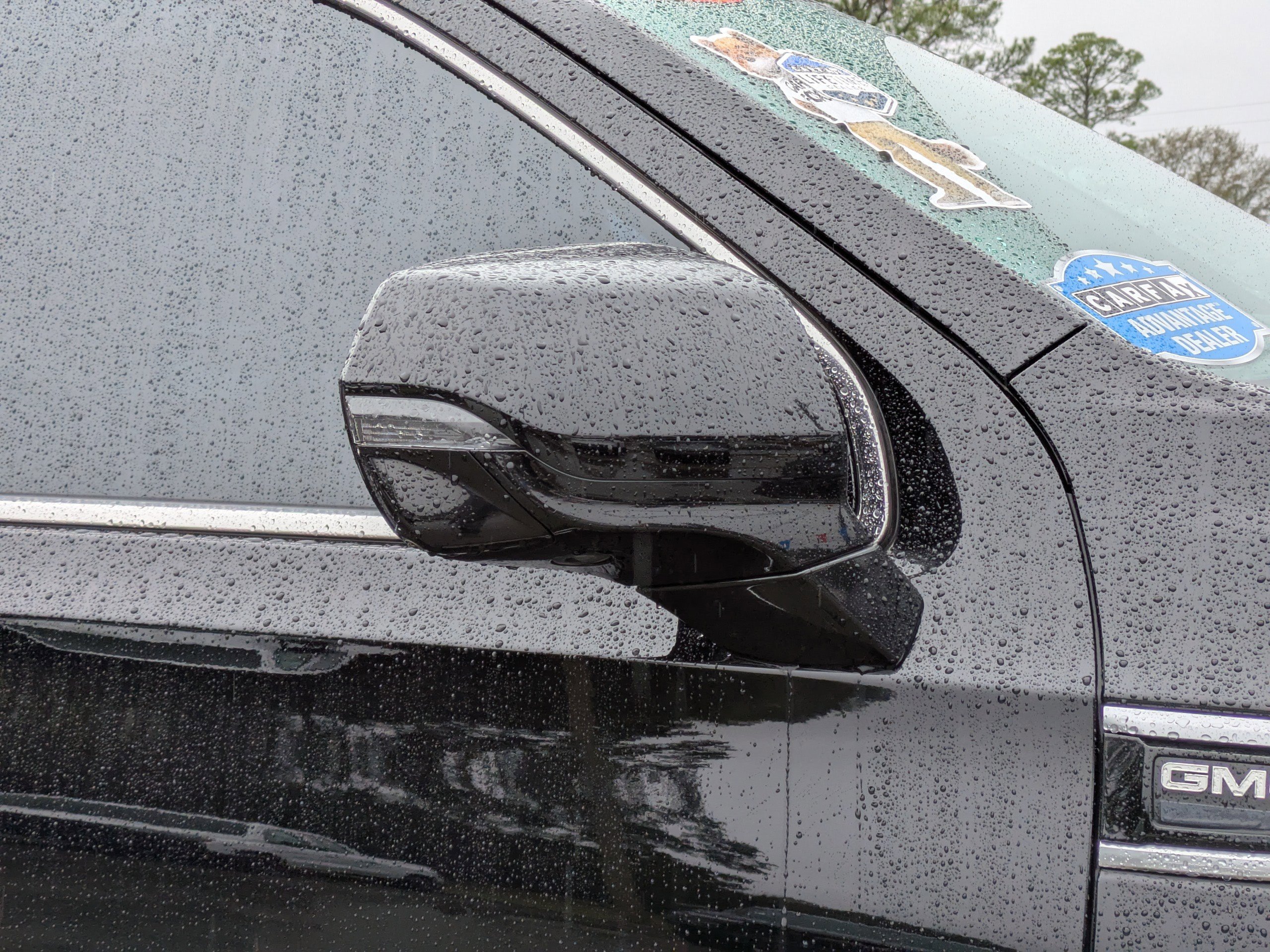 Used 2021 GMC Yukon XL Denali w/ Denali Premium Package image 12