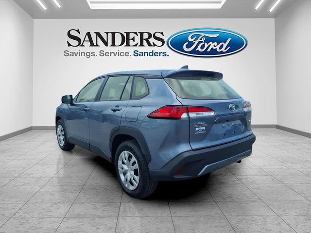 Used 2022 Toyota Corolla Cross L AWD/4WD image 4