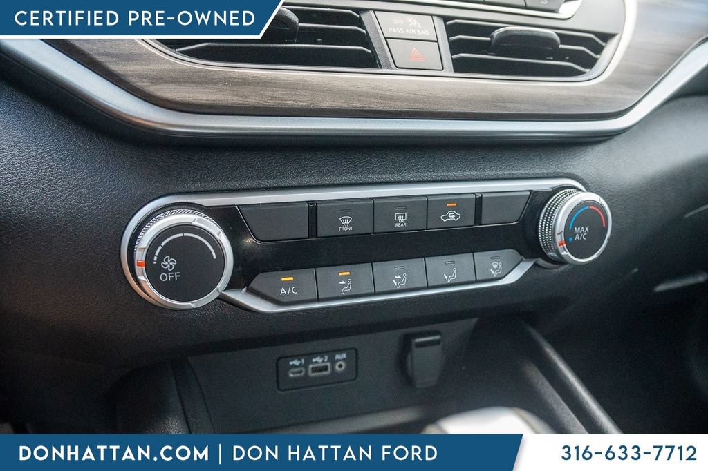 Used 2025 Nissan Altima 2.5 SV FWD image 11
