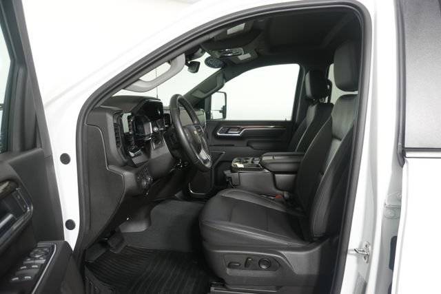 Used 2025 Chevrolet Silverado 2500 LT w/ All Star Edition AWD/4WD image 31