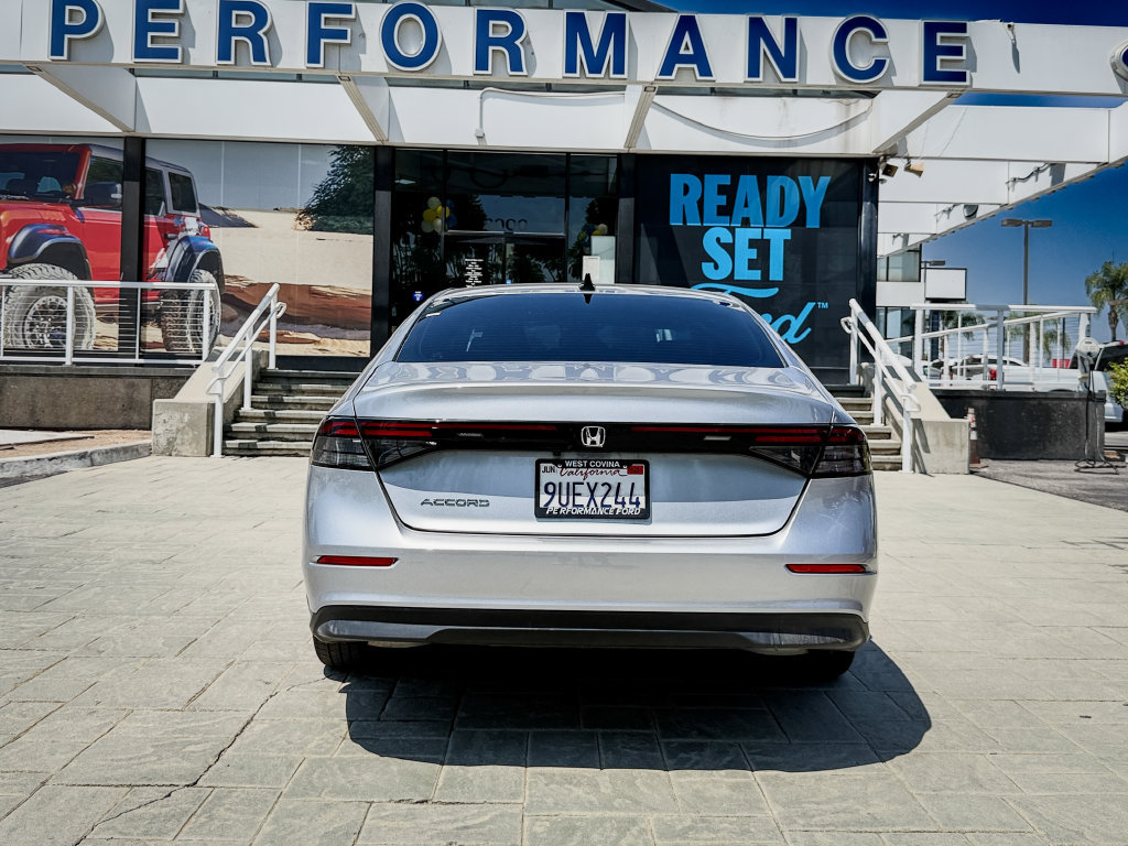 Used 2025 Honda Accord SE image 6