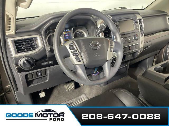 Used 2019 Nissan Titan SV AWD/4WD image 9