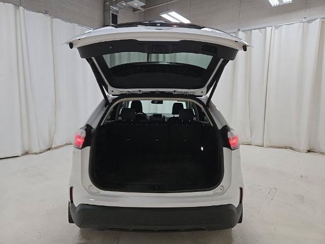 Certified 2024 Ford Edge SEL w/ Sport Appearance Package AWD/4WD image 9