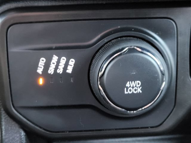 Used 2022 Jeep Renegade Altitude w/ Convenience Group AWD/4WD image 24