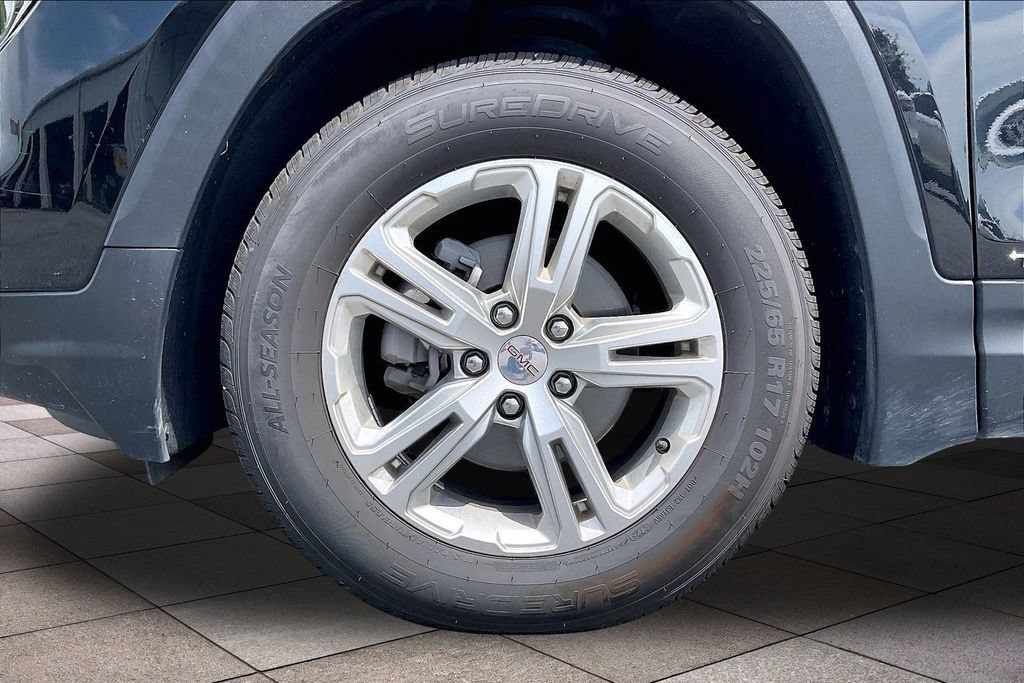 Used 2024 GMC Terrain SLE FWD image 9