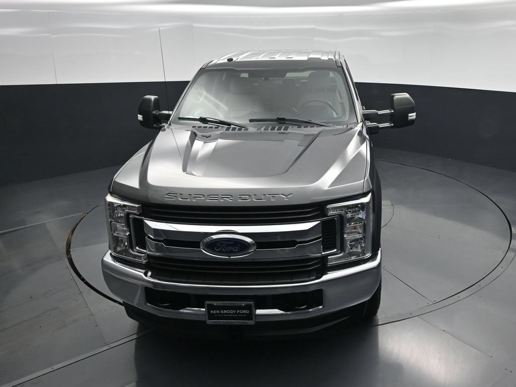Certified 2019 Ford F250 XL w/ STX Appearance Package AWD/4WD image 32