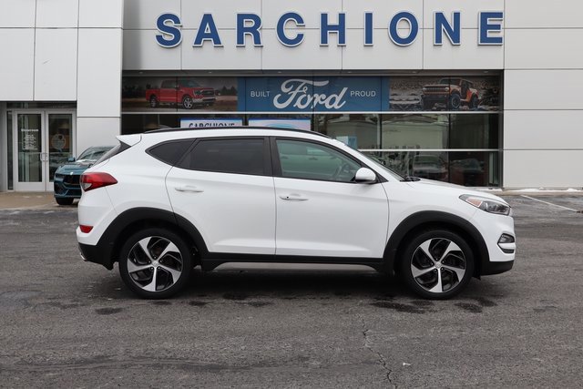 Used 2018 Hyundai Tucson Value w/ Cargo Package image 6