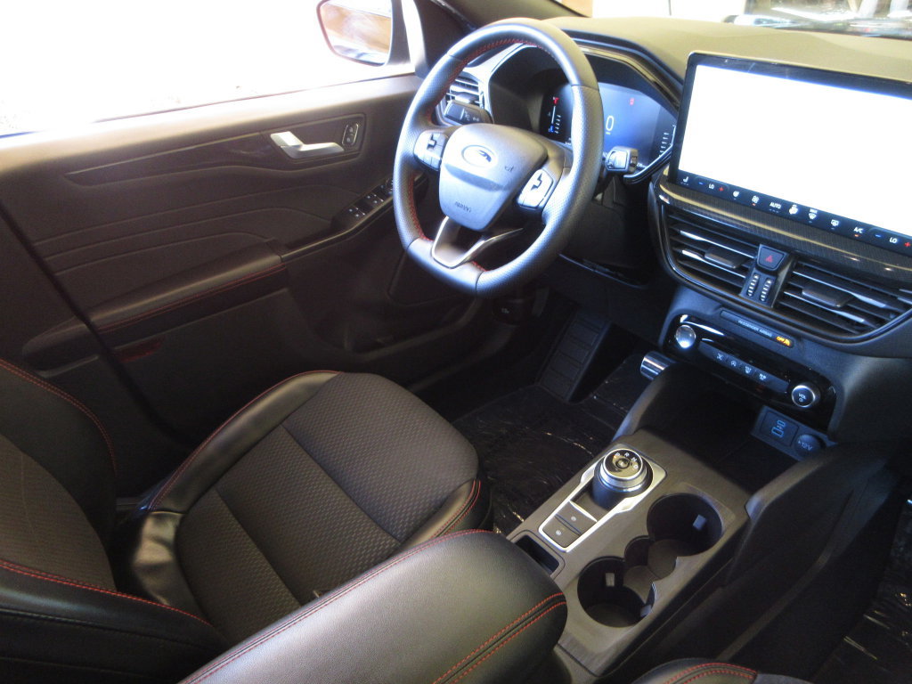 Certified 2023 Ford Escape ST-Line AWD/4WD image 23
