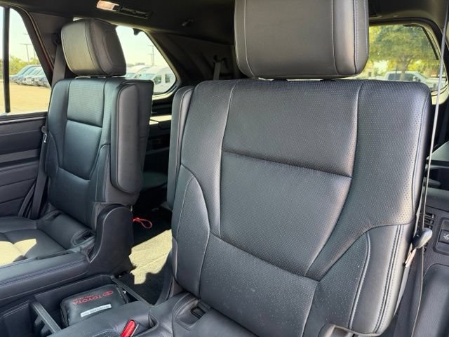 Used 2023 Toyota Sequoia Platinum AWD/4WD image 24