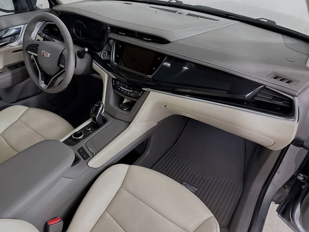 Used 2024 Cadillac XT6 Premium Luxury AWD/4WD image 34