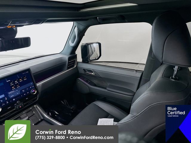 Used 2024 Lexus GX 550 w/ Accessory Package (2T) AWD/4WD image 28