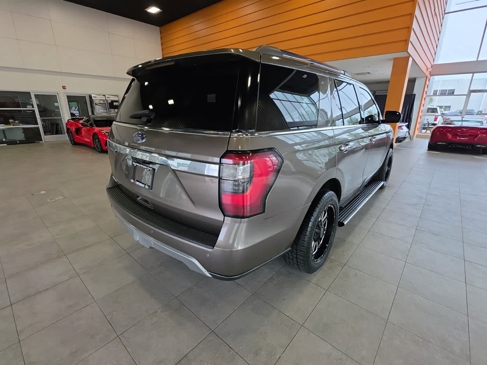 Certified 2019 Ford Expedition Limited w/ Equipment Group 301A AWD/4WD image 10