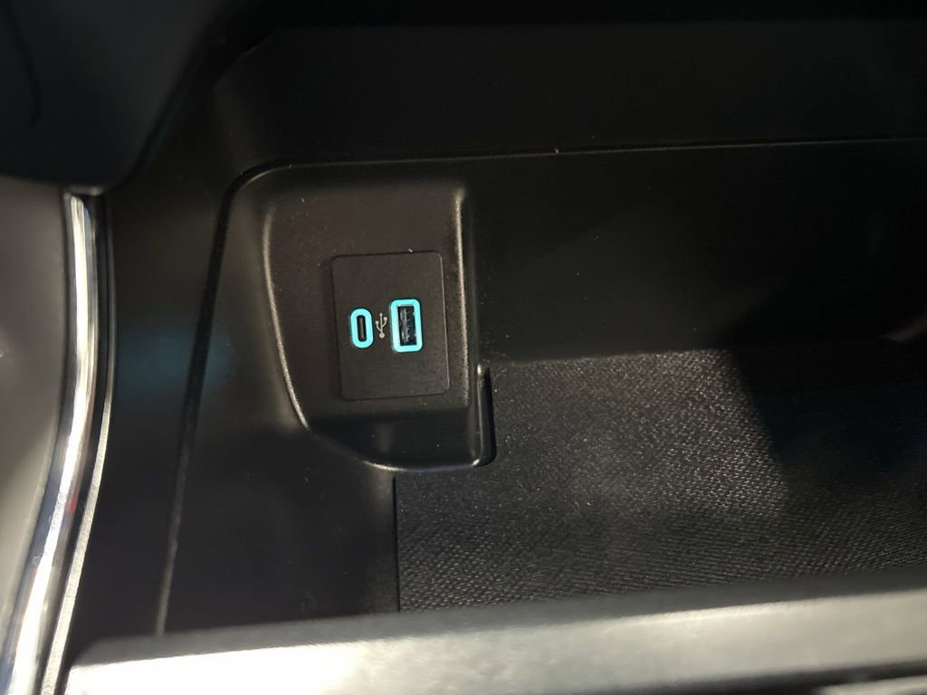 Certified 2023 Ford F150 XLT w/ Equipment Group 302A High image 27