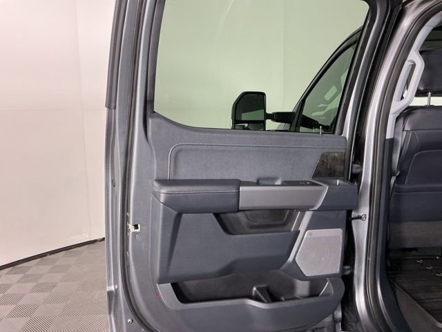 Certified 2025 Ford F350 Lariat w/ FX4 Off-Road Package image 29