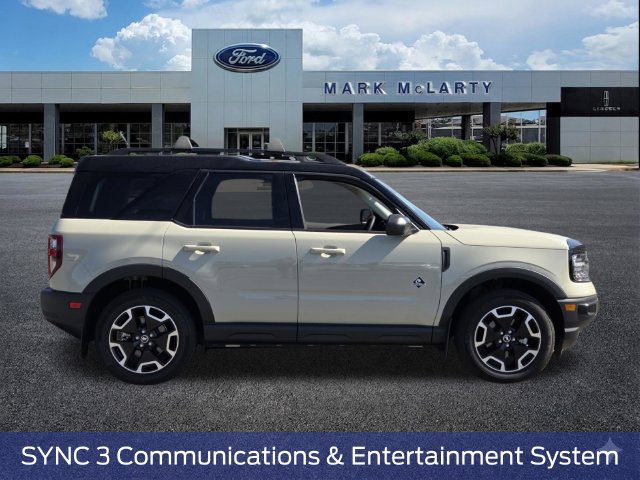 Certified 2024 Ford Bronco Sport Outer Banks AWD/4WD image 8