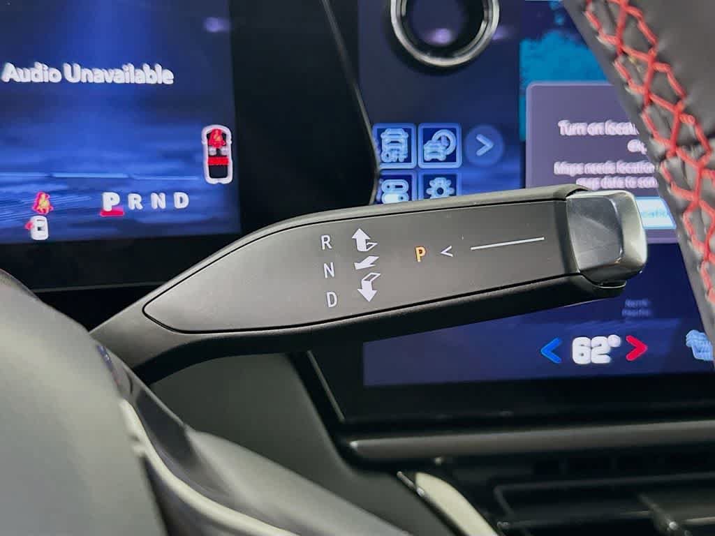 Used 2024 Chevrolet Equinox EV RS FWD image 19