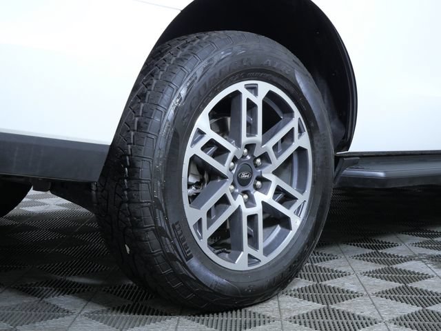 Certified 2025 Ford Expedition Active AWD/4WD image 7