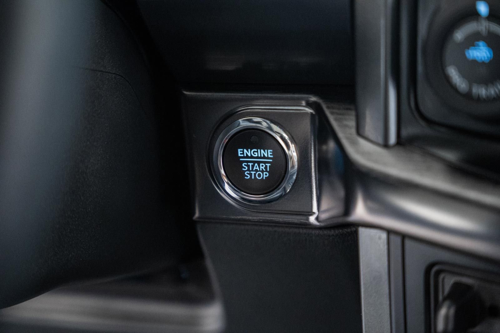 Certified 2023 Ford F150 Lariat w/ Equipment Group 502A High image 36