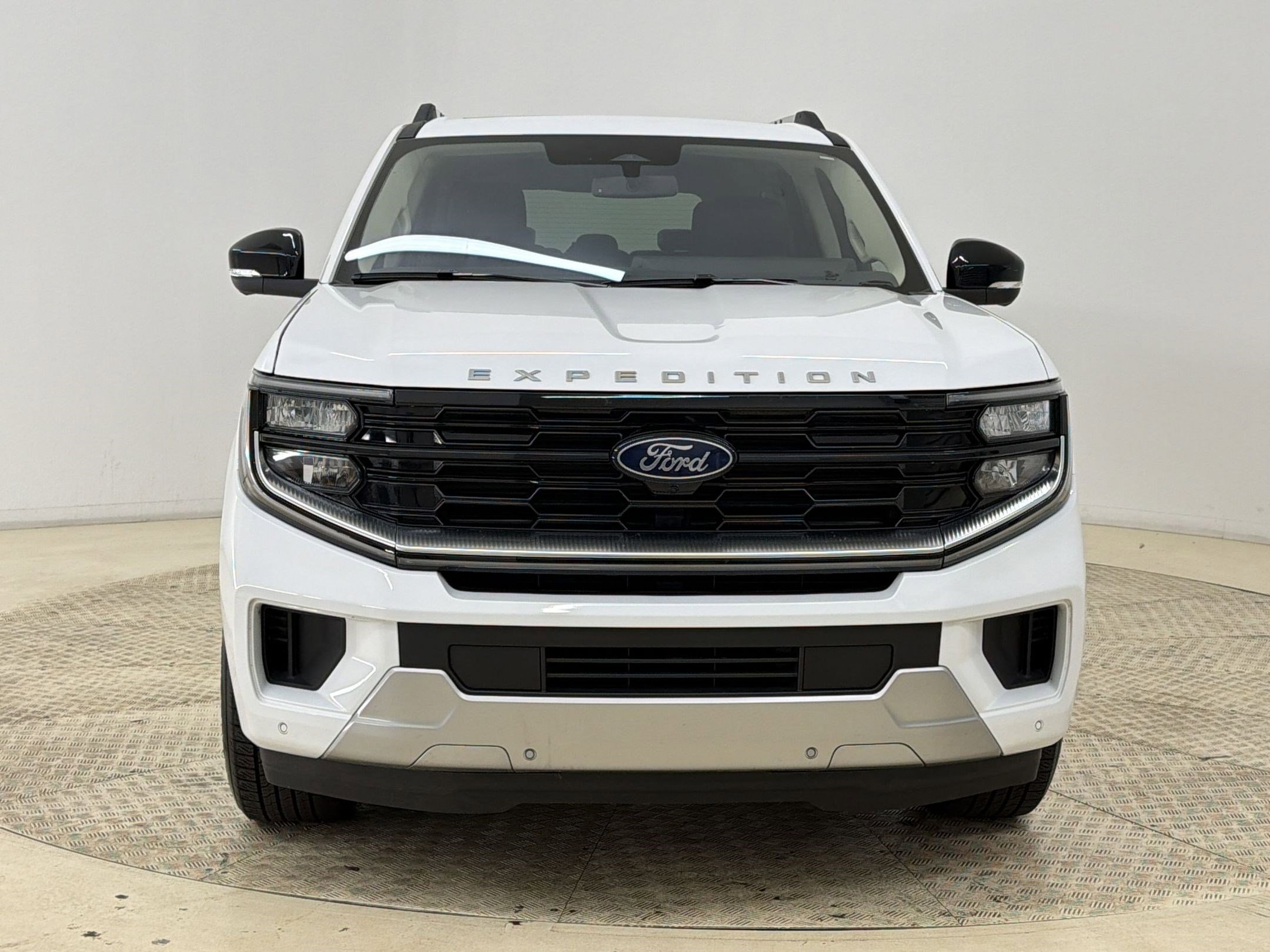Certified 2025 Ford Expedition Platinum AWD/4WD image 6