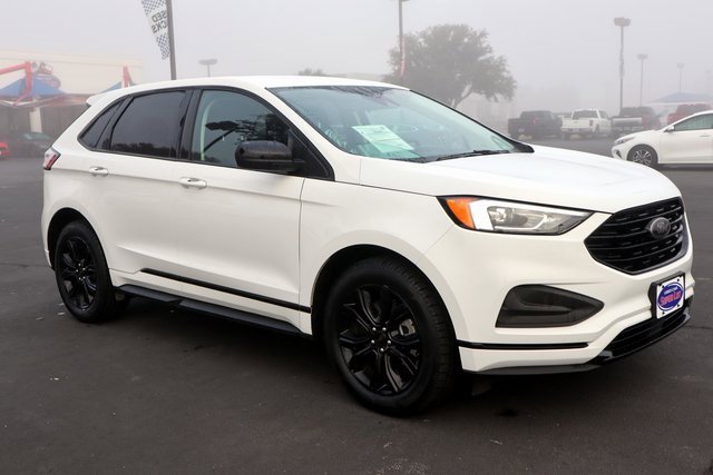Certified 2022 Ford Edge SE w/ Black Appearance Package image 9