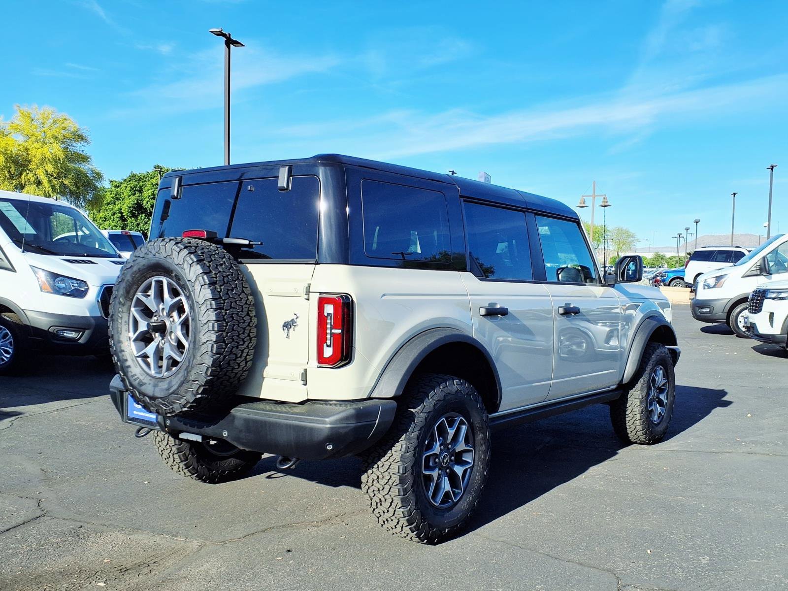 Certified 2025 Ford Bronco Badlands image 6