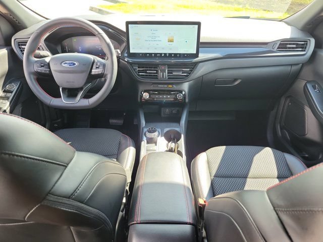 Certified 2025 Ford Escape ST-Line w/ Equipment Group 301A FWD image 19